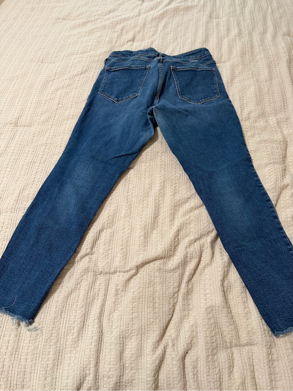 Old Navy Dark Blue Ankle Cropped Women’s Jeans